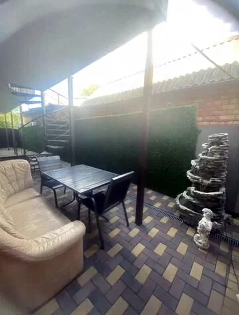 4567876545678 768x1015